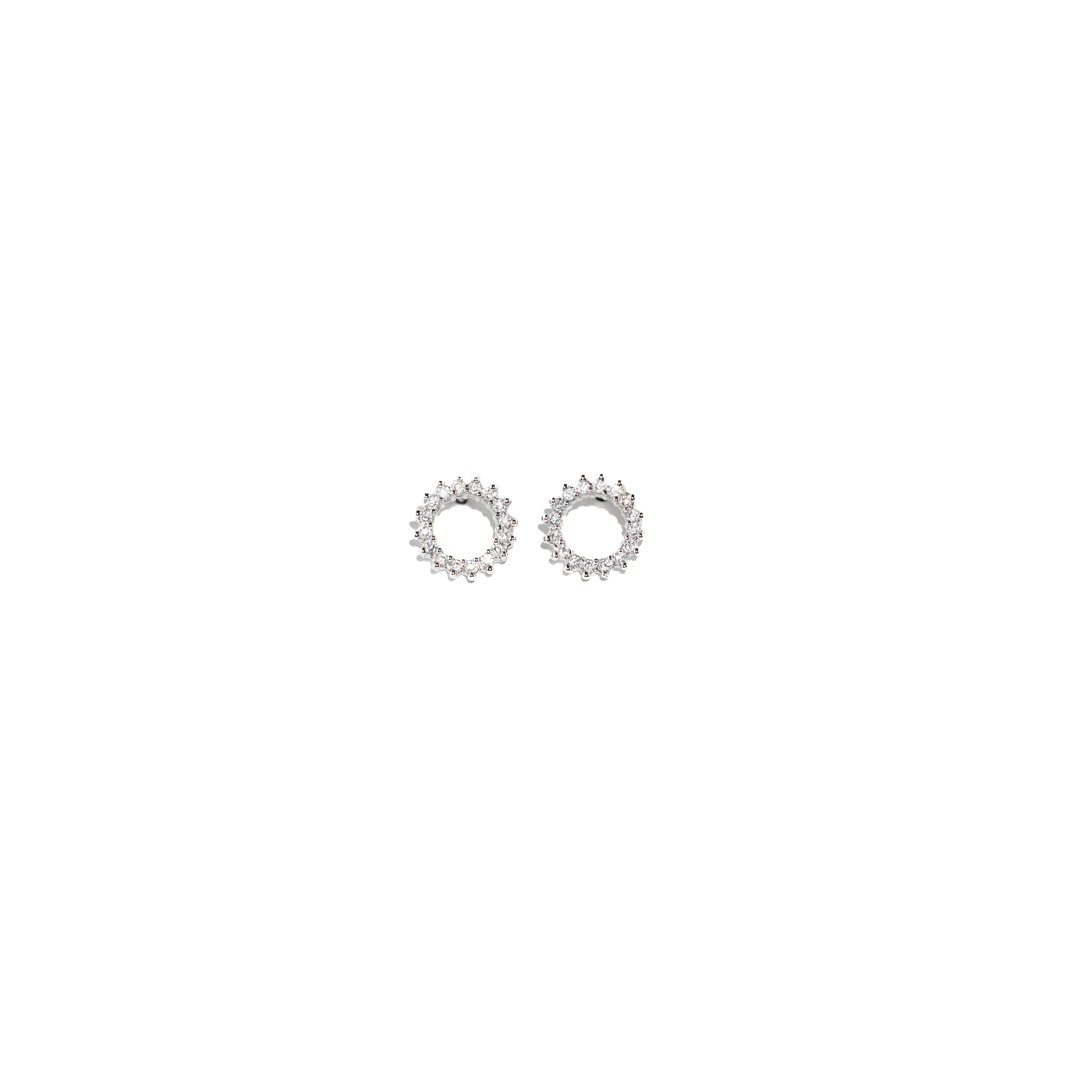 Dream Earrings - Zumorrud