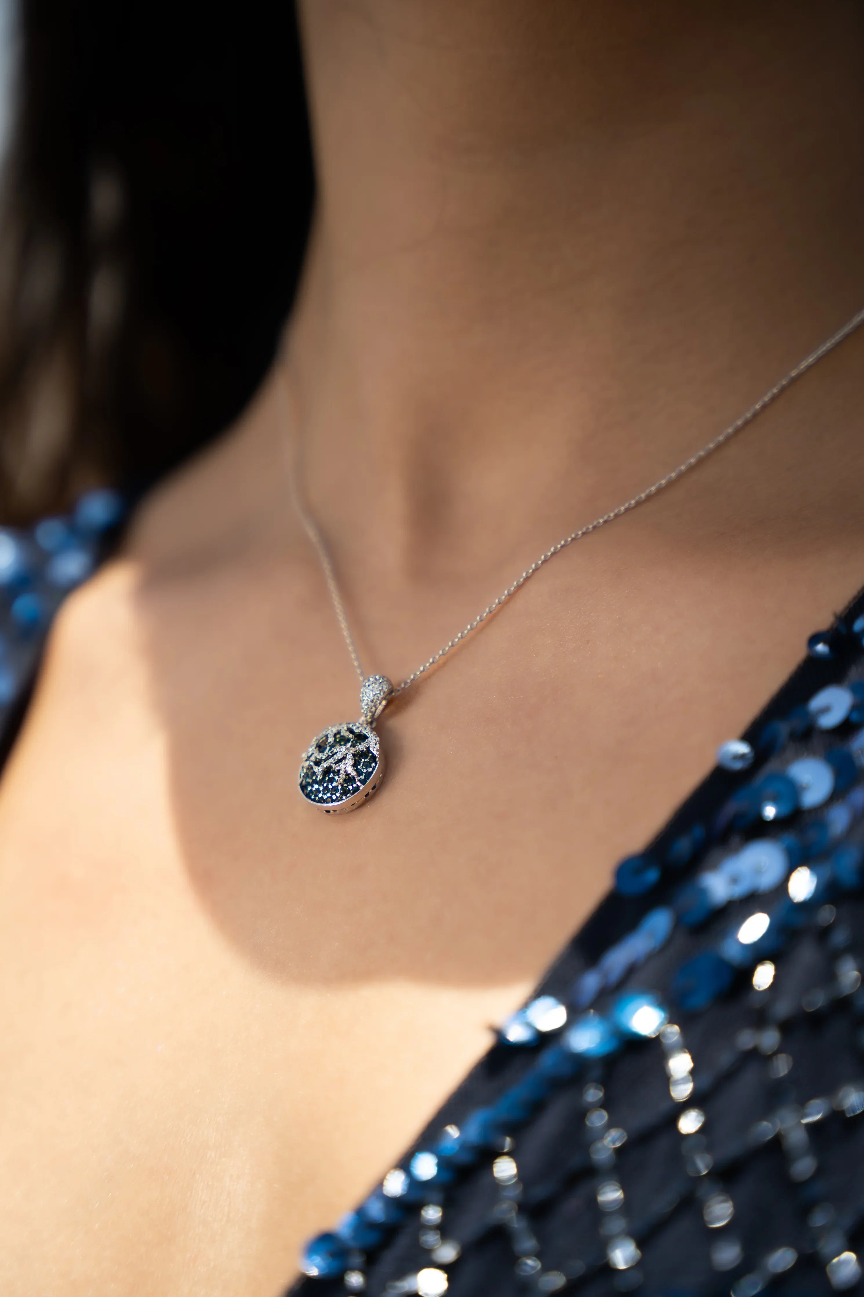 Coral Blue Pendant - Zumorrud