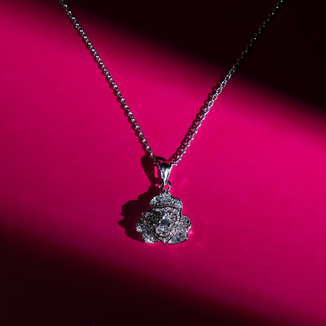 Rose Pendant - Zumorrud