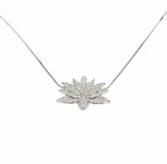 Floating Lotus Necklace - Zumorrud